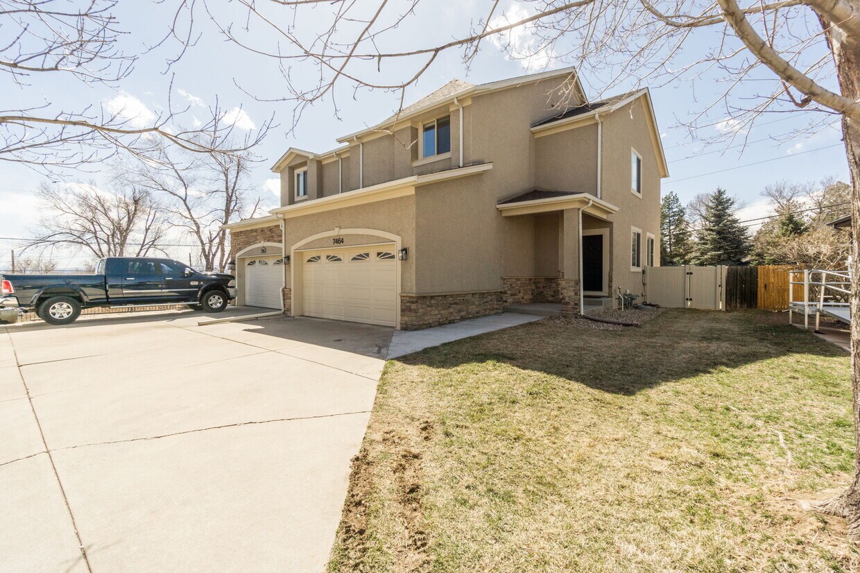 7464 W 70th Ave, Arvada, CO 80003 House Rental in Arvada, CO