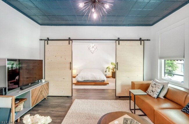 Foto del edificio - 638 2nd St
