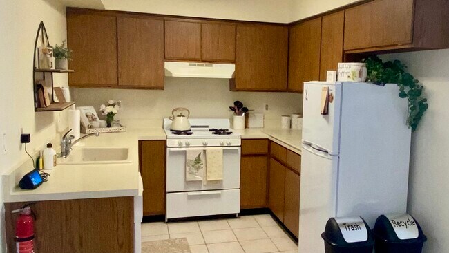 Cocina típica - 131 Northampton Dr