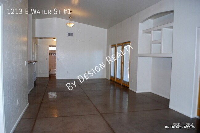 Foto del edificio - 1213 E Water St