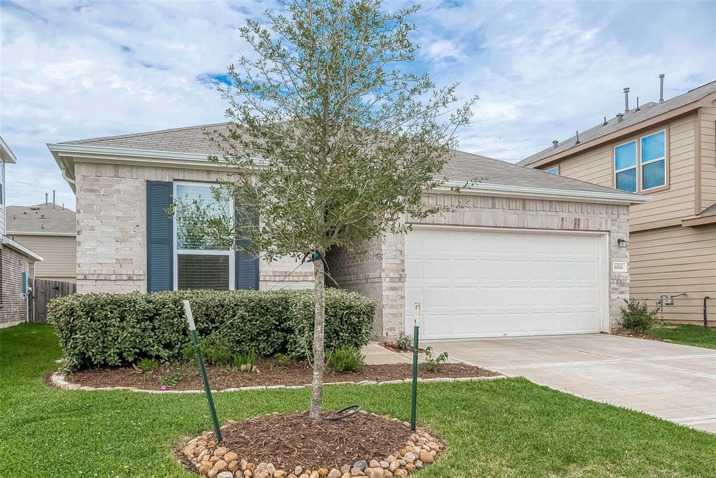 Foto principal - 6554 White Tail Ct