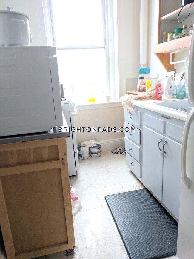 Building Photo - 9 Egremont Rd.