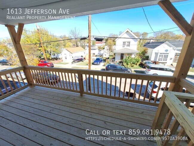 Foto del edificio - 1613 Jefferson Ave