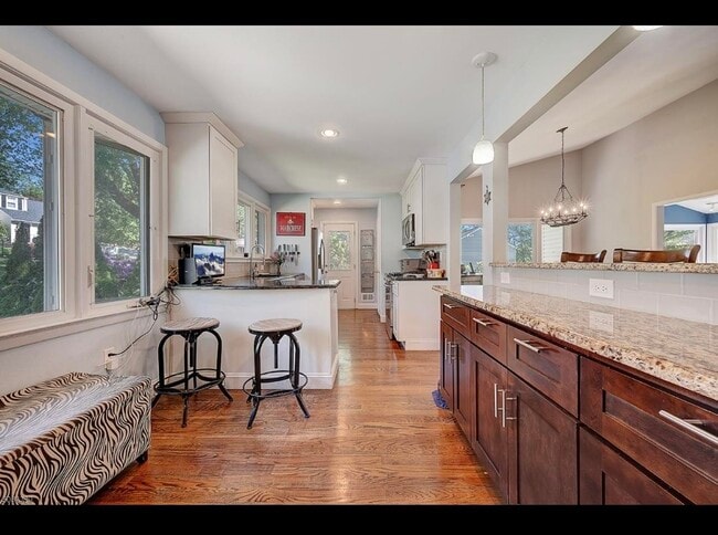 Building Photo - 4 Undercliff Terrace