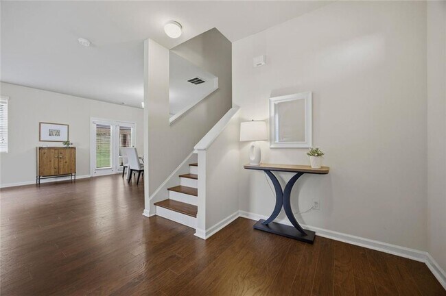 Foto del edificio - 3110 Boxwood Crossing