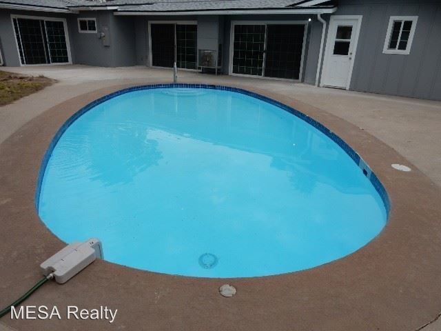 Building Photo - 3 br, 3 bath House - 4445 Marlena Circle