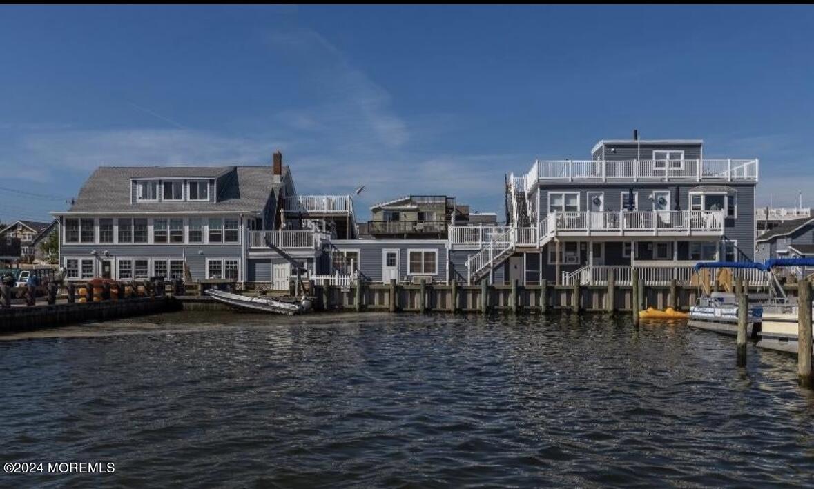 Foto principal - 201 W Ship Bottom Ave