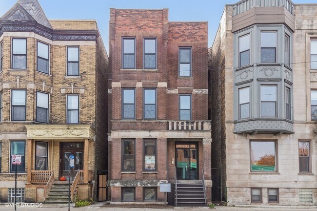 Foto del edificio - 853 W Addison St