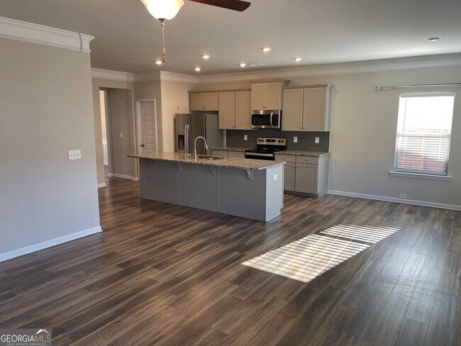 Building Photo - 3421 Meadow Grass Dr
