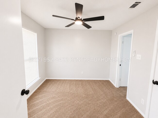 Foto del edificio - 9902 Plainfield Dr