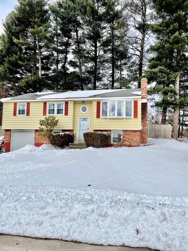 29 Briand Dr, Nashua, NH 03063 House Rental in Nashua, NH