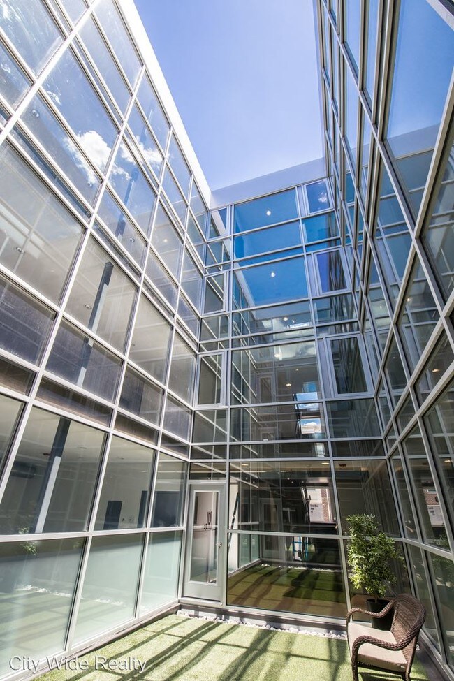 Foto del edificio - 1438 N 7th St