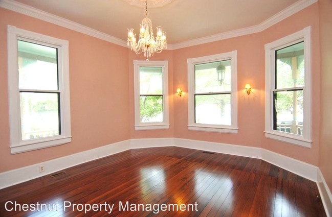 Building Photo - 3 br, 3 bath House - 616 Chestnut St