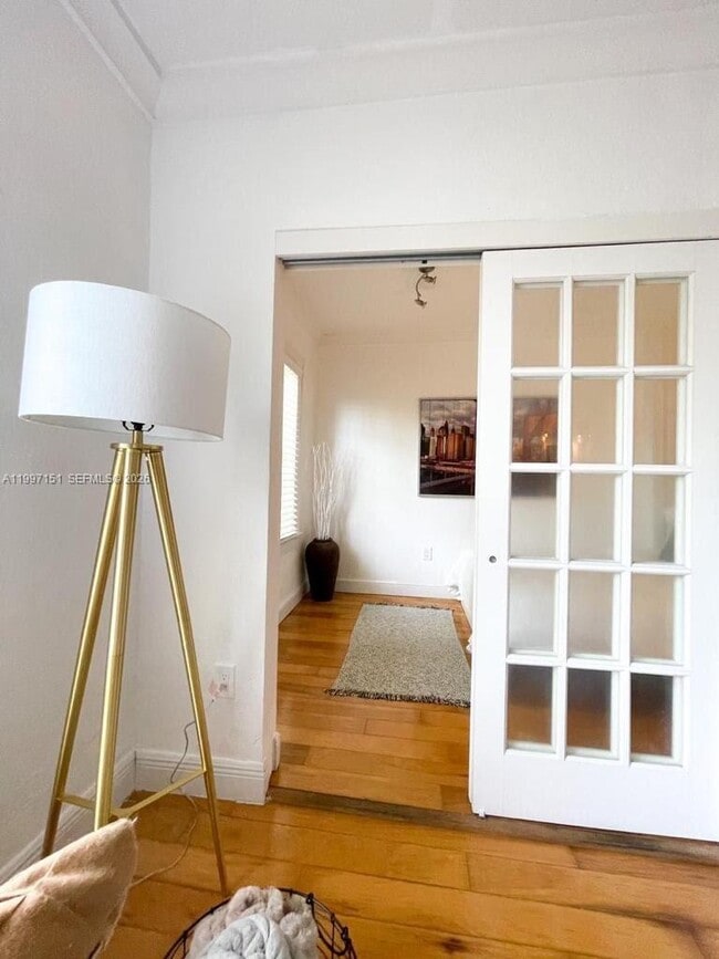 Building Photo - 1611 Michigan Ave