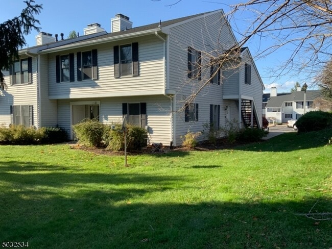 Building Photo - 381 Burdock Ct