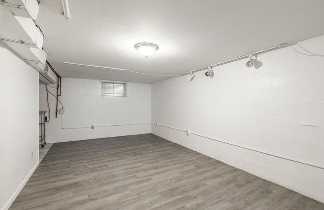 Building Photo - 2135 S 200 E