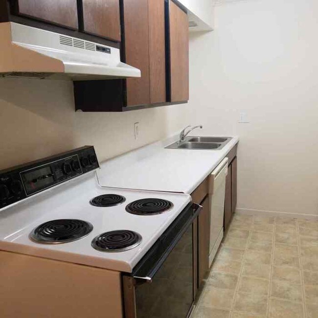 Building Photo - 3109 W Heritage Dr