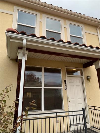 Photo - 826 S Locust St Townhome