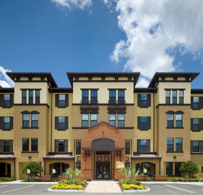 The Courtney at Bay Pines Apartments Saint Petersburg, FL