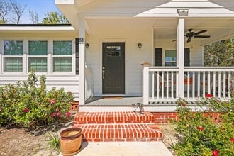 Building Photo - 88 Magnolia St