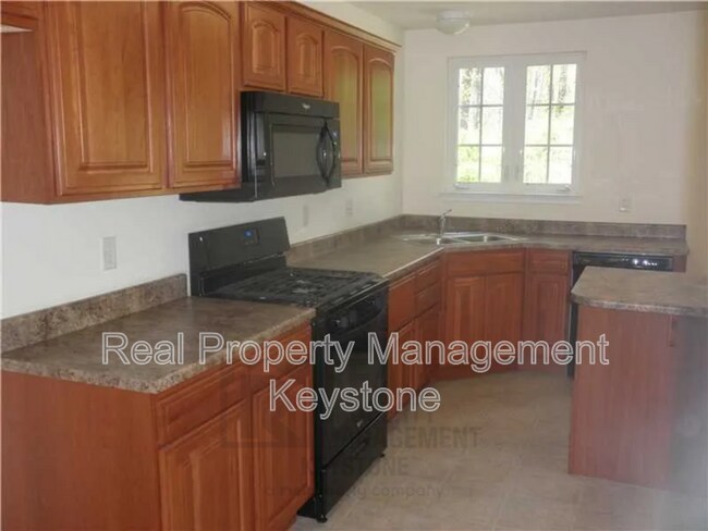 Foto del edificio - 261 Corey Dr
