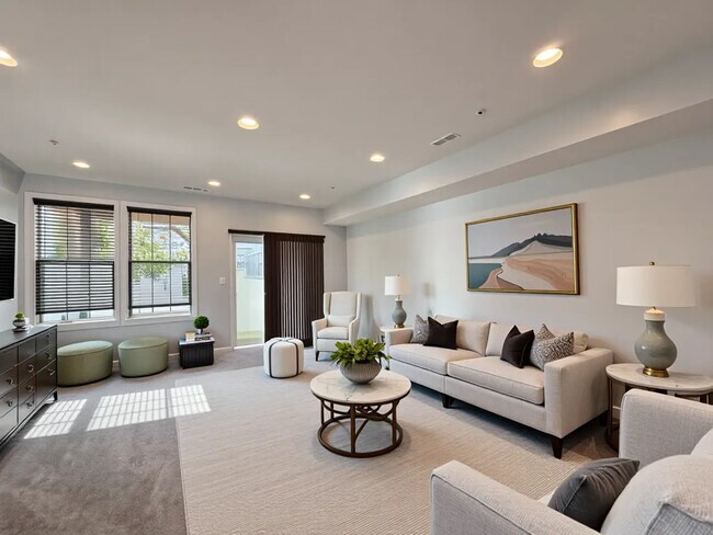 Foto del edificio - 4721 Six Forks Dr