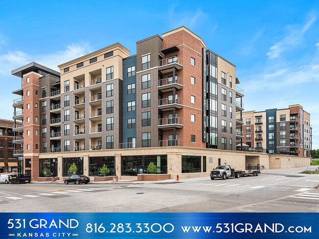 Garage parking - 531 Grand Apartments