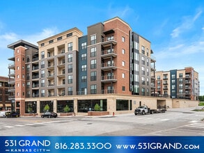 Garage parking - 531 Grand
