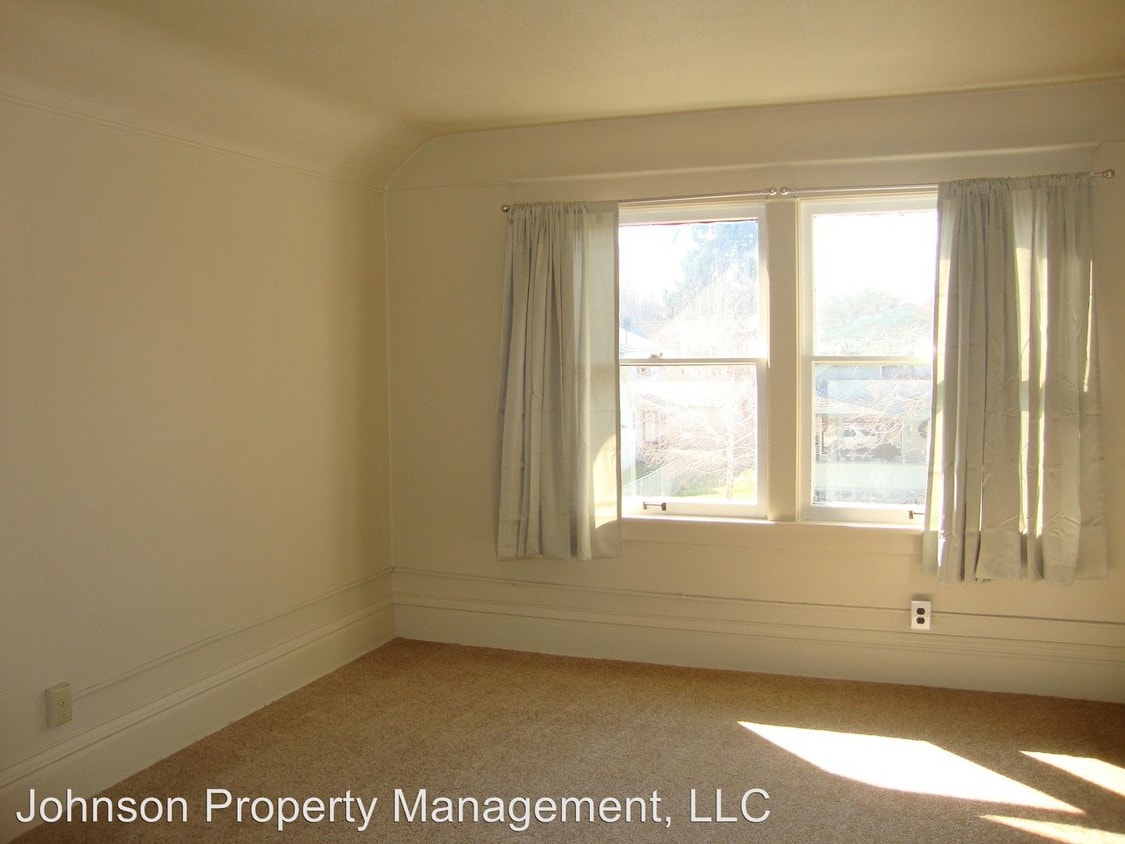 Building Photo - 1308 W Nora Ave