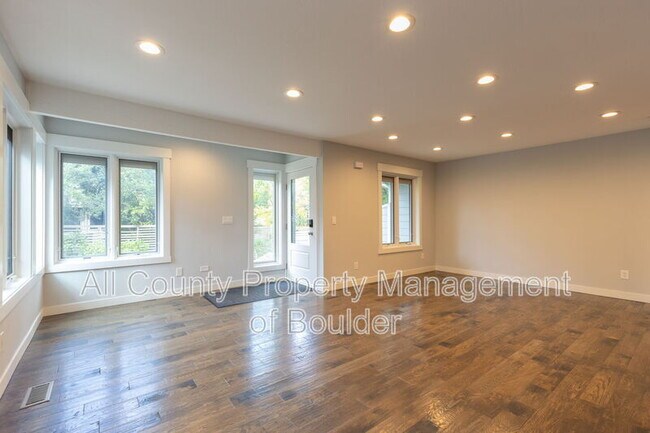 Foto del edificio - 777 Poplar Ave