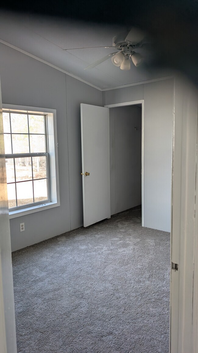 tercer dormitorio - 291 Pebble Ln