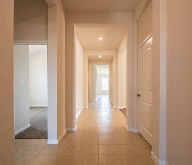 Foto del edificio - 1609 Desmond St