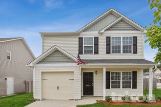 Building Photo - 6800 Lakinsville Ln