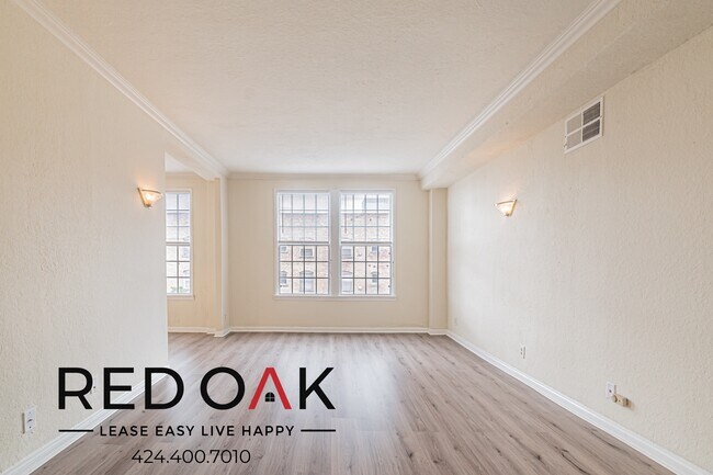 Foto del edificio - 5640 Franklin Ave