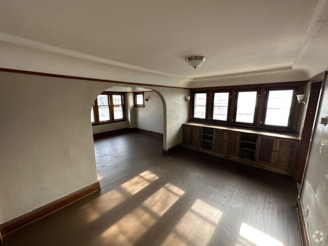 Building Photo - 3301-3303 N 29th St. (4 Units)