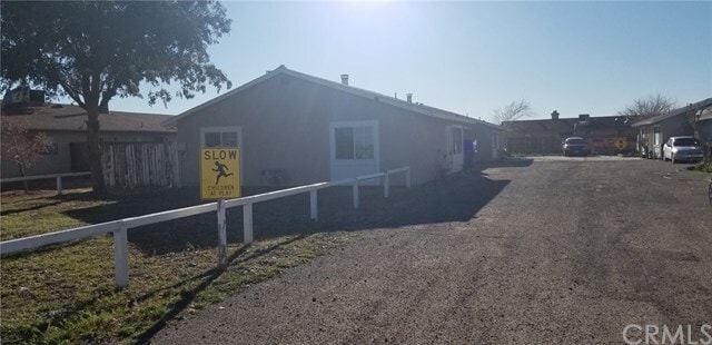 Building Photo - 10674 Kiowa Rd