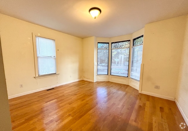 Building Photo - 1623 Tremont St