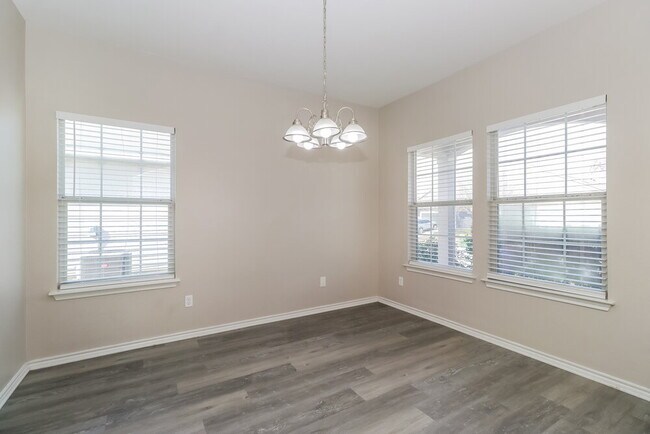 Foto del edificio - 11607 Morgan's Point St