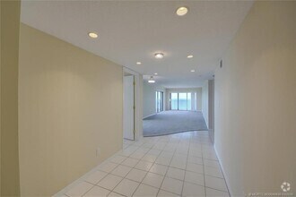 Building Photo - 10044 S Ocean Dr