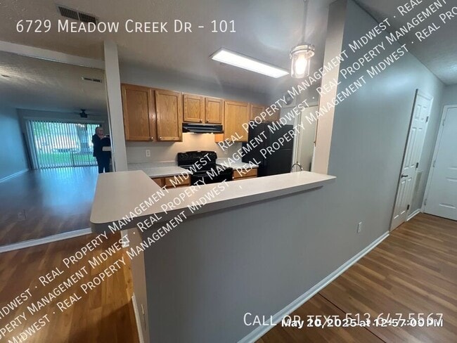 Building Photo - 6729 Meadow Creek Dr