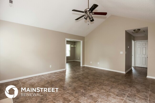 Building Photo - 8625 Flowers Ct