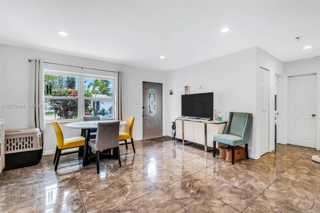 Foto del edificio - 7211 NW 76th St
