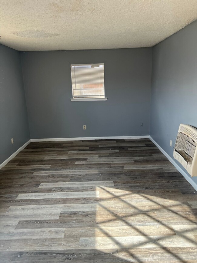 Building Photo - 1606 22nd St