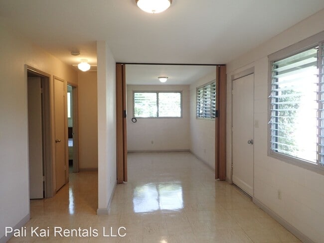 Building Photo - 1 br, 1 bath House - 15 Leilani Road  Cottage