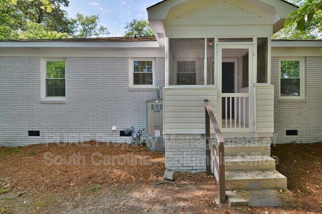 Foto del edificio - 4922 Colonial Dr