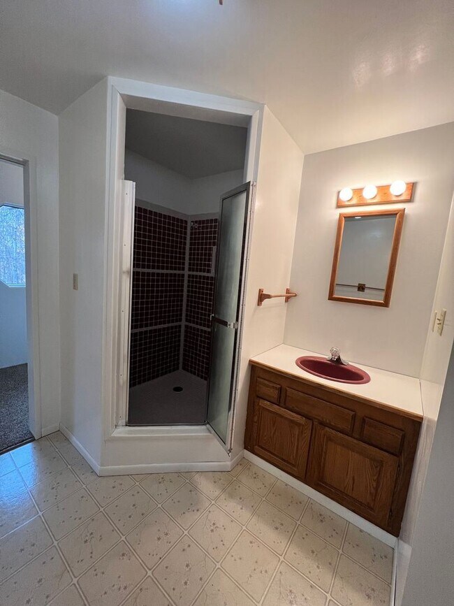Building Photo - 2 br, 1 bath House - 1153 Donna Dr