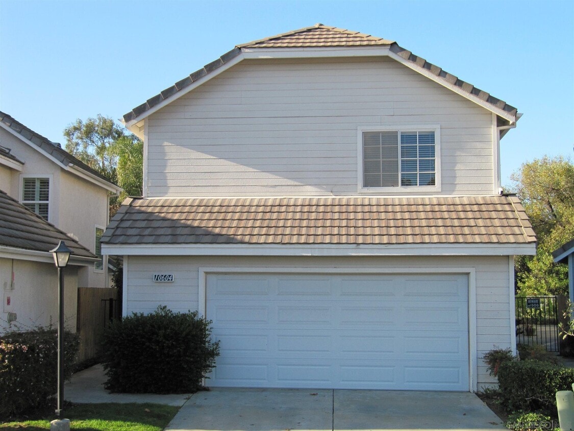 Primary Photo - 10604 Rancho Carmel Dr