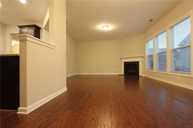 Foto del edificio - 1260 Elderwood Way