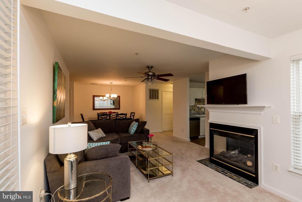 Primary Photo - 7500 Calderon Ct