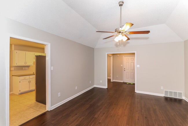 Building Photo - 5554 Harvey Pointe Ln